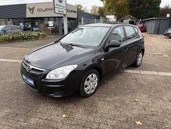 Schwarz Gebraucht 2008 Hyundai i30 Limousine | 3.900 € (Fairer Preis)