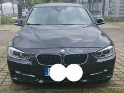 Schwarz Gebraucht 2013 BMW 320 Sport Line Kombi | 8.390 € (Superpreis)