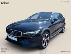 Schwarz Gebraucht 2023 Volvo V60 CC Plus Kombi | 36.990 € (Superpreis)