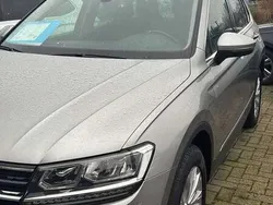Silber Gebraucht 2019 VW Tiguan Comfortline SUV | 20.999 € (Guter Preis)