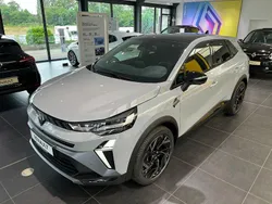Grau Gebraucht 2024 Renault Symbioz Esprit Alpine SUV | 34.980 € (Etwas zu teuer)