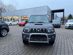 Grau Gebraucht 2016 Suzuki Jimny SUV | 16.990 € (Fairer Preis)