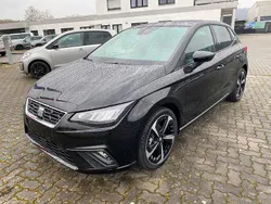 Mitternachtsschwarz Neu 2025 Seat Ibiza FR Limousine | 23.290 € (Guter Preis)