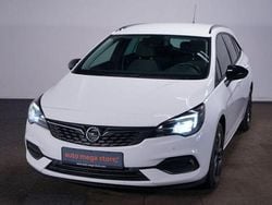 Weiß Gebraucht 2021 Opel Astra Design & Tech Kombi | 12.645 € (Guter Preis)