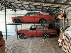 Rot Gebraucht 1972 Mercedes W114 Limousine | 5.000 €