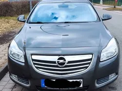 Grau Gebraucht 2012 Opel Insignia Innovation Limousine | 4.400 € (Guter Preis)
