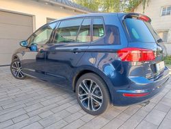 Blau Gebraucht 2015 VW Golf Sportsvan LOUNGE Van / Kleinbus | 13.890 € (Fairer Preis)