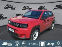 Rot Neu 2025 Fiat Grande Panda Red SUV | 22.990 €