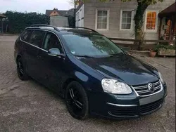Blau Gebraucht 2009 VW Golf VI Comfortline Kombi | 2.450 € (Guter Preis)