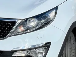 Weiß Gebraucht 2015 Kia Sportage Spirit SUV | 11.350 €