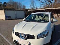 Weiß Gebraucht 2013 Nissan Qashqai SUV | 8.499 € (Guter Preis)
