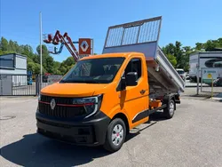 Orange Neu 2025 Renault Master Van | 39.800 €