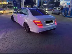Weiß Gebraucht 2012 Mercedes C300 Avantgarde Limousine | 6.900 € (Guter Preis)
