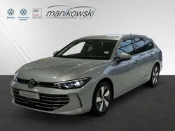 Silber Gebraucht 2024 VW Passat Business Kombi | 32.999 € (Guter Preis)