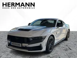 Oxford white (weiß) Neu 2025 Ford Mustang Coupé | 68.620 € (Fairer Preis)