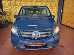 Blau Gebraucht 2019 Mercedes V220 Van / Kleinbus | 33.999 € (Superpreis)