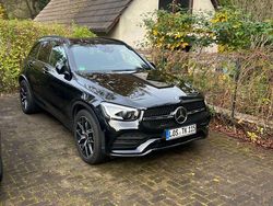 Schwarz Gebraucht 2019 Mercedes GLC300 SUV | 37.900 € (Etwas zu teuer)