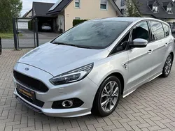 Grau Gebraucht 2018 Ford S-MAX ST-Line Van / Kleinbus | 19.499 € (Teuer)