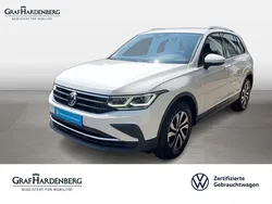 Weiß Gebraucht 2021 VW Tiguan Active SUV | 28.222 € (Fairer Preis)