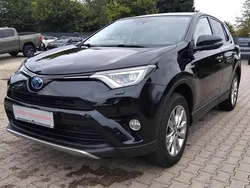 Black mica / ink Gebraucht 2017 Toyota RAV4 Hybrid Edition-S SUV | 19.990 € (Fairer Preis)