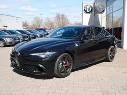 Nero vulcano Gebraucht 2022 Alfa Romeo Giulia Quadrifoglio Limousine | 79.990 € (Teuer)