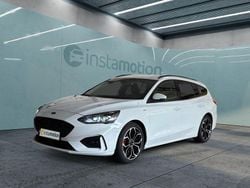 Weiß Gebraucht 2022 Ford Focus Kombi | 22.049 € (Fairer Preis)