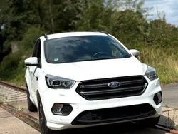 Weiß Gebraucht 2018 Ford Kuga ST-Line SUV | 15.000 € (Guter Preis)