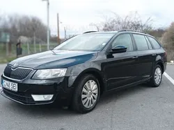 Schwarz Gebraucht 2014 Skoda Octavia Style Kombi | 6.900 €