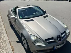 Silber Gebraucht 2004 Mercedes SLK200 Cabrio | 9.999 € (Fairer Preis)