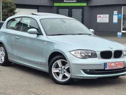 Grün Gebraucht 2008 BMW 120 Coupé Coupé | 9.999 € (Fairer Preis)