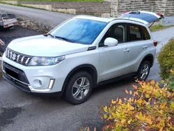Weiß Gebraucht 2020 Suzuki Vitara Comfort+ SUV | 16.490 € (Superpreis)
