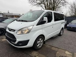 Weiß Gebraucht 2016 Ford Tourneo Kombi | 9.999 €