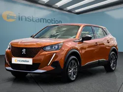Orange Gebraucht 2022 Peugeot e-2008 SUV | 18.499 € (Superpreis)