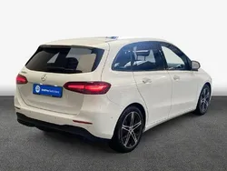 Gebraucht 2024 Mercedes B200 Van / Kleinbus | 36.500 € (Etwas zu teuer)