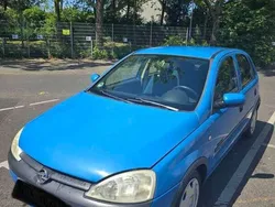 Blau Gebraucht 2001 Opel Corsa Comfort Limousine | 650 € (Guter Preis)