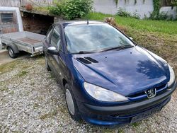 Blau Gebraucht 2001 Peugeot 206 Kleinwagen | 1.450 €