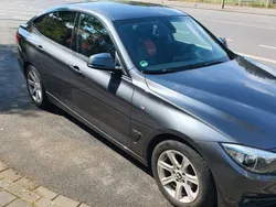 Grau Gebraucht 2013 BMW 318 Gran Turismo Limousine | 12.000 € (Fairer Preis)
