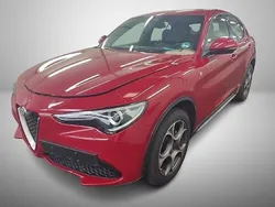 Red metallic Gebraucht 2022 Alfa Romeo Stelvio Ti SUV | 31.749 € (Superpreis)
