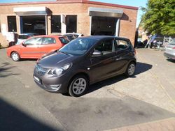 Grau Gebraucht 2016 Opel Karl Edition Kleinwagen | 7.900 € (Etwas zu teuer)