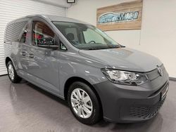 Grau Gebraucht 2025 VW Caddy Basis Van / Kleinbus | 29.490 € (Etwas zu teuer)