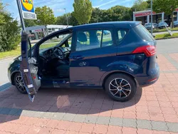 Blau Gebraucht 2013 Ford B-MAX Van / Kleinbus | 3.750 €