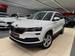 Weiß Gebraucht 2020 Skoda Karoq Ambition SUV | 18.999 € (Fairer Preis)