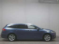 Blau Gebraucht 2019 Ford Mondeo Titanium Kombi | 13.680 € (Guter Preis)