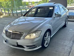 Silber Gebraucht 2010 Mercedes S500 Sport Limousine | 18.900 €