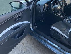 Grau Gebraucht 2016 Cupra Leon Limousine | 17.000 € (Fairer Preis)