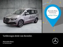 Grau Gebraucht 2025 Mercedes T180 Progressive Van / Kleinbus | 36.990 €