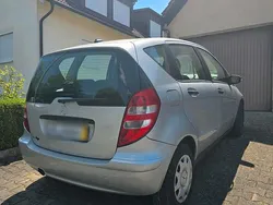 Silber Gebraucht 2006 Mercedes A180 Limousine | 1.500 €