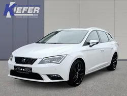Weiß Gebraucht 2016 Seat Leon ST Style Kombi | 10.990 € (Fairer Preis)