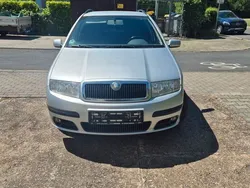 Silber Gebraucht 2006 Skoda Fabia Ambiente Kombi | 1.400 € (Guter Preis)
