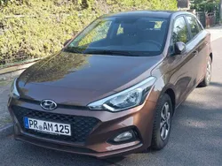Braun Gebraucht 2018 Hyundai i20 Classic Limousine | 8.900 € (Guter Preis)
